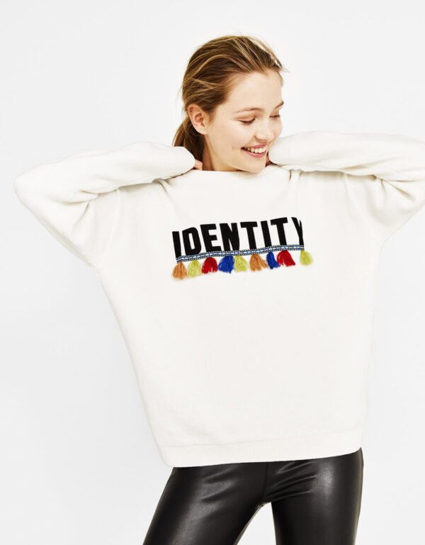 Sweater with slogan - Image 6